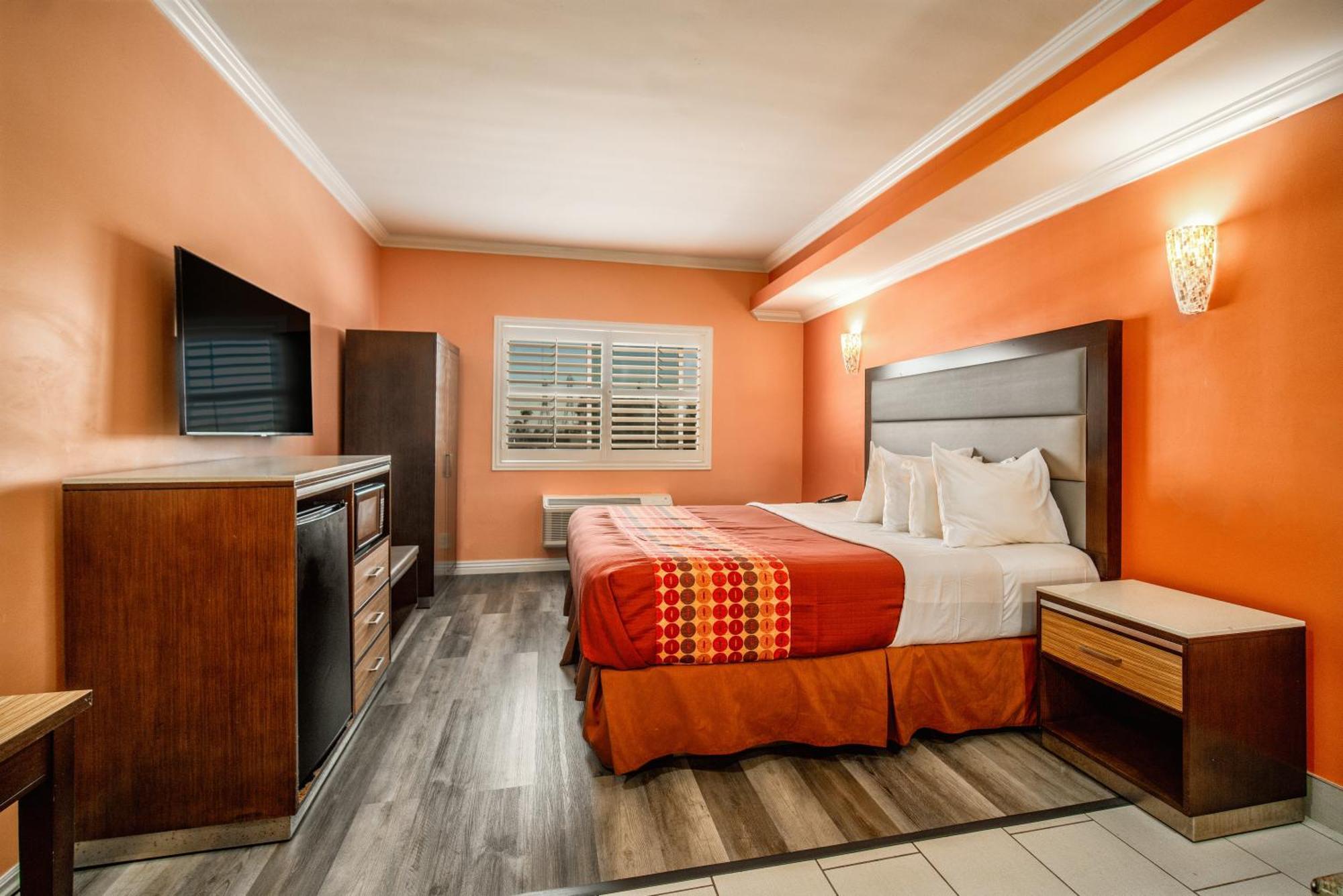 Hotel Rodeway &
