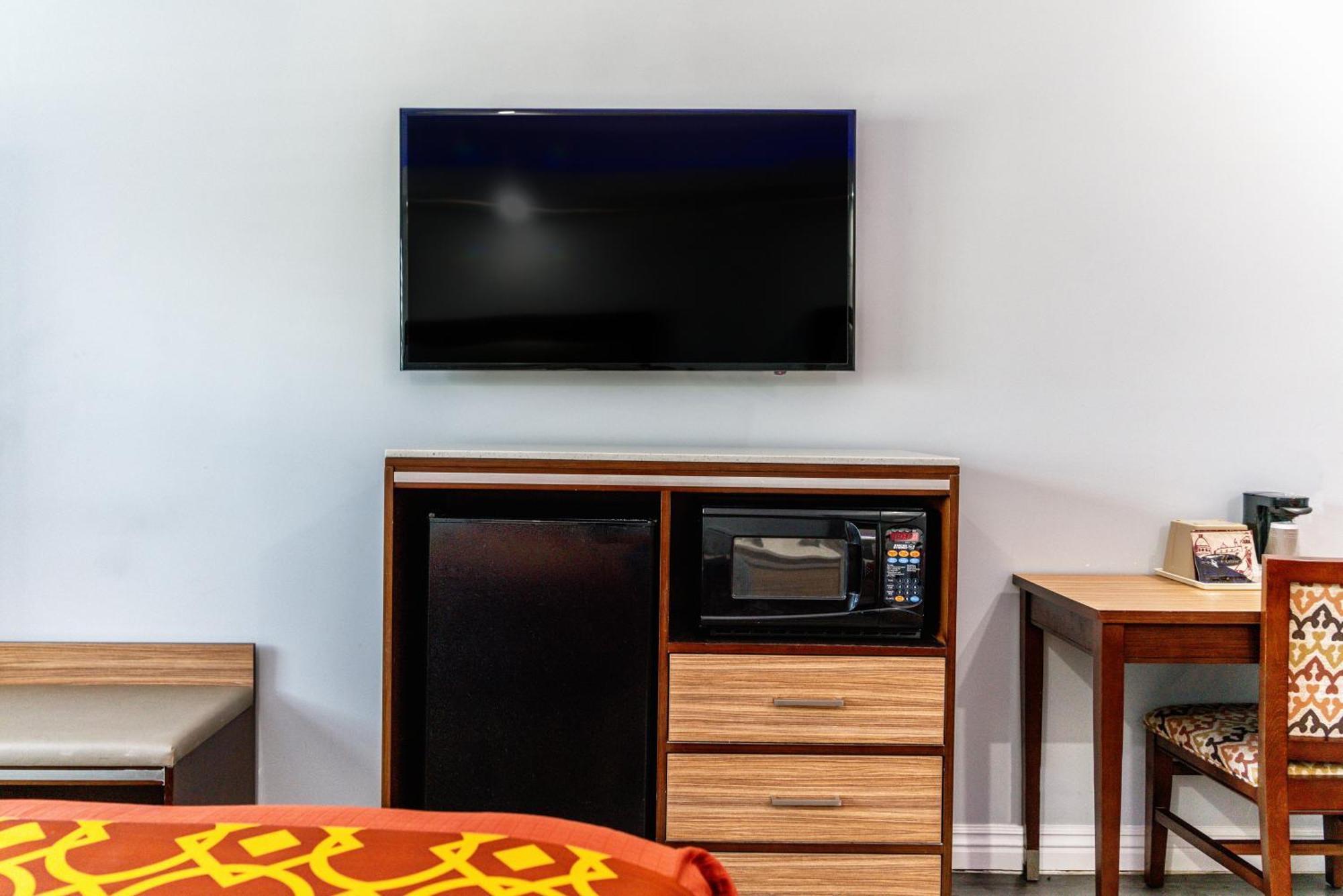 Rodeway Inn&suites - Hotel Pasadena