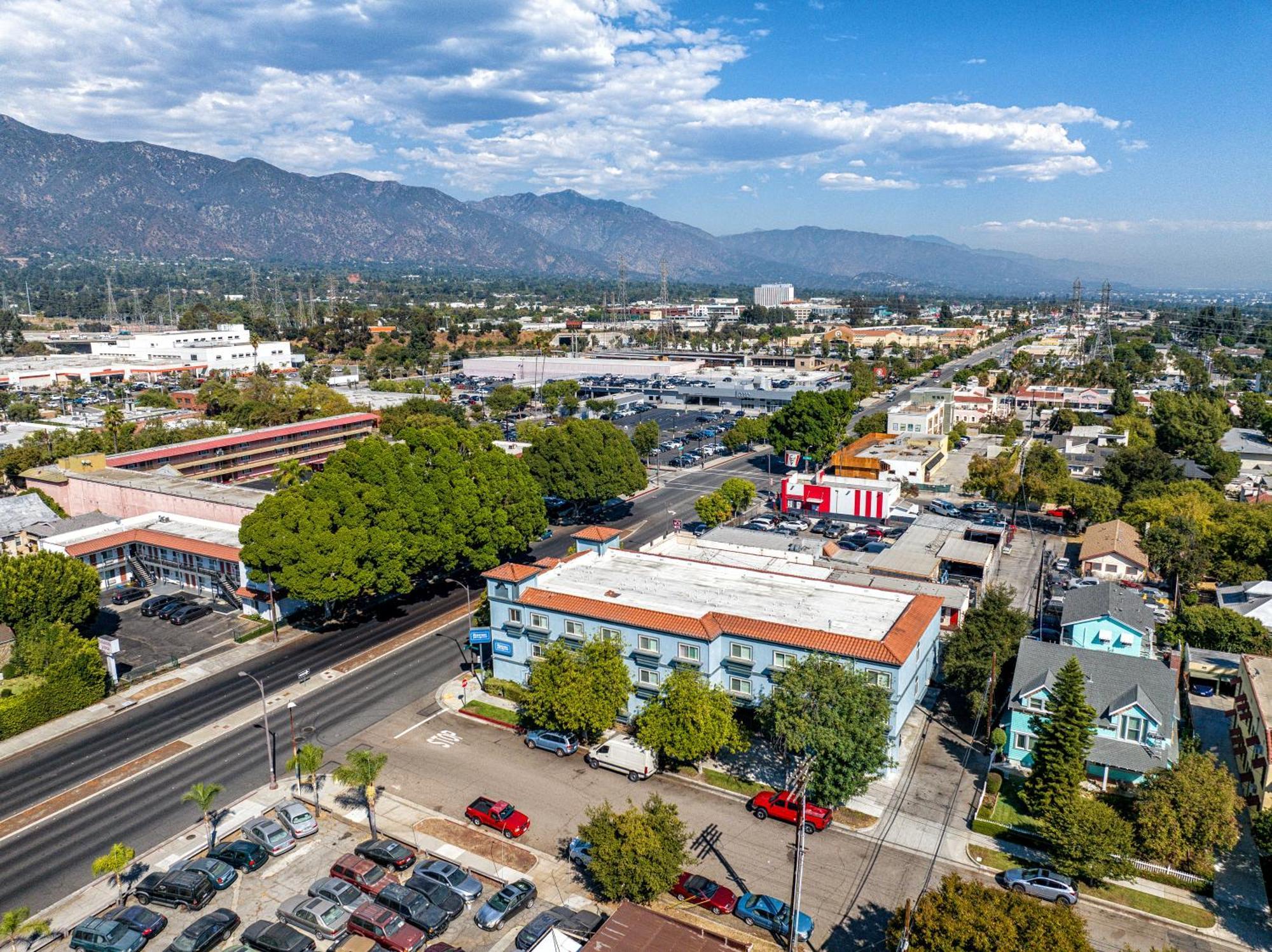 Rodeway & Hotel Pasadena