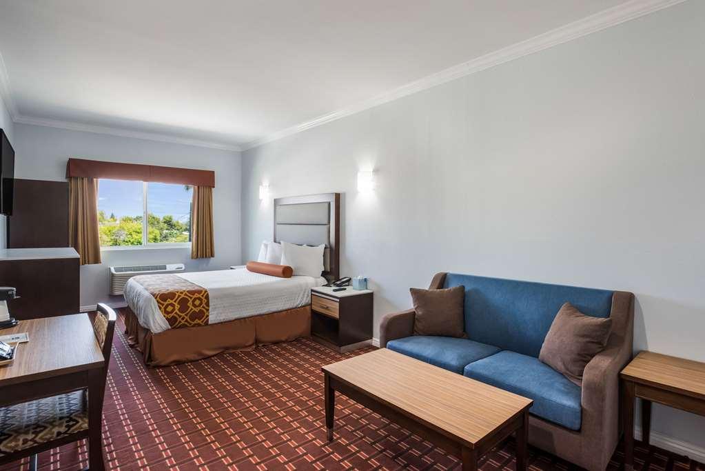 Hotel Rodeway Inn&suites - Pasadena