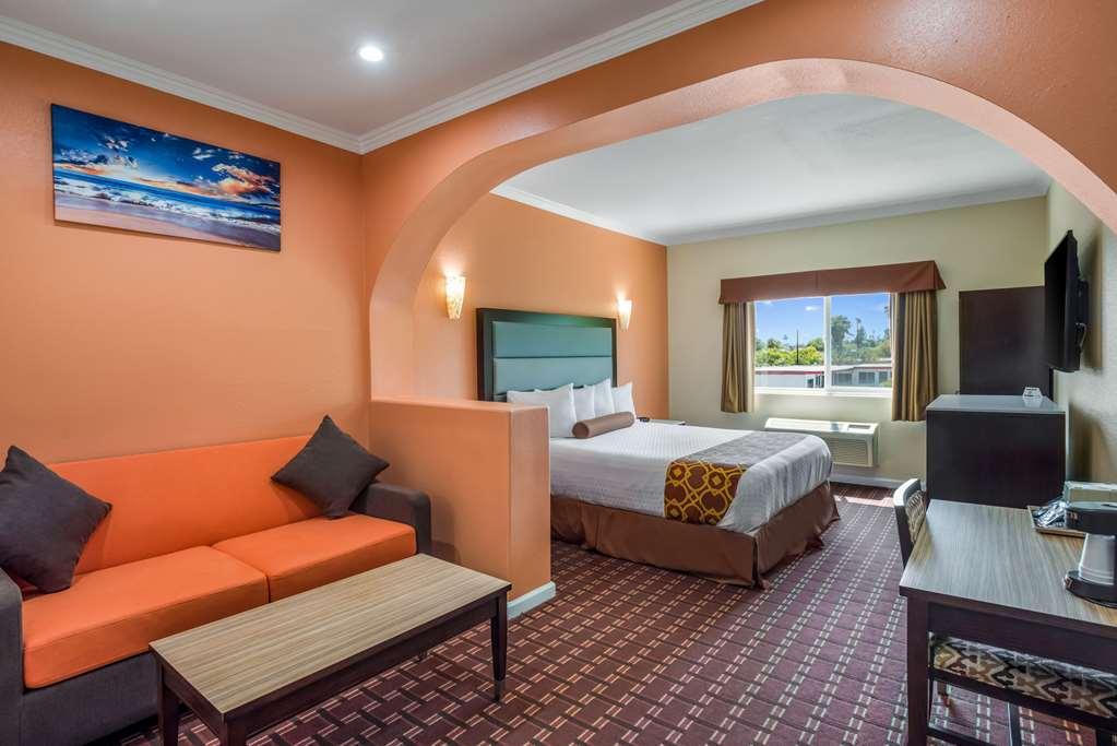 Rodeway Inn&suites - 2*