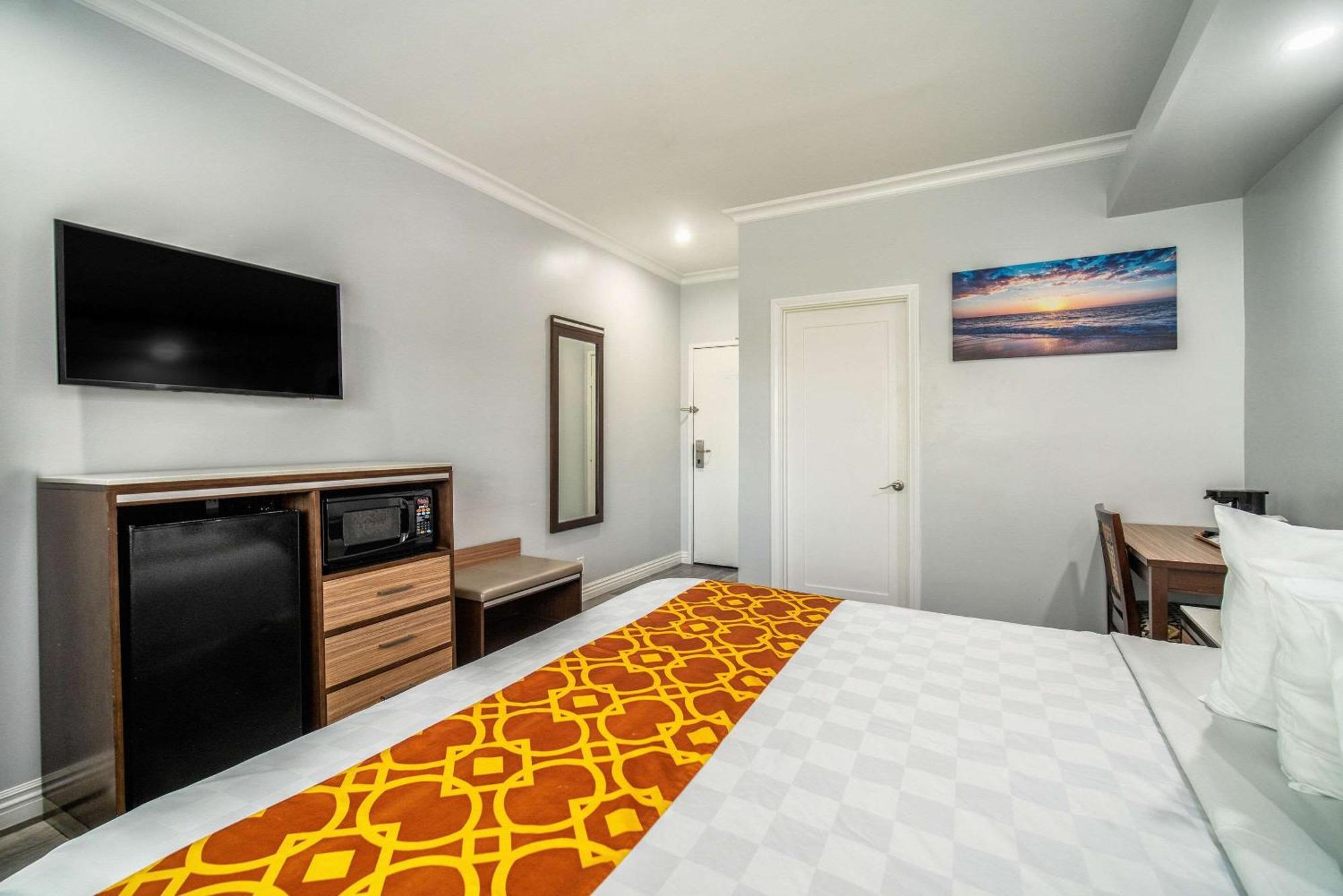 Rodeway Inn&suites - Hotel Pasadena