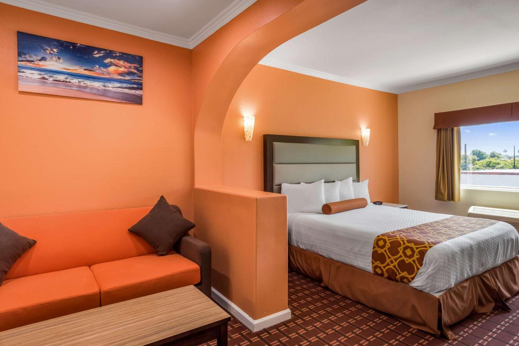 Rodeway Inn&suites -