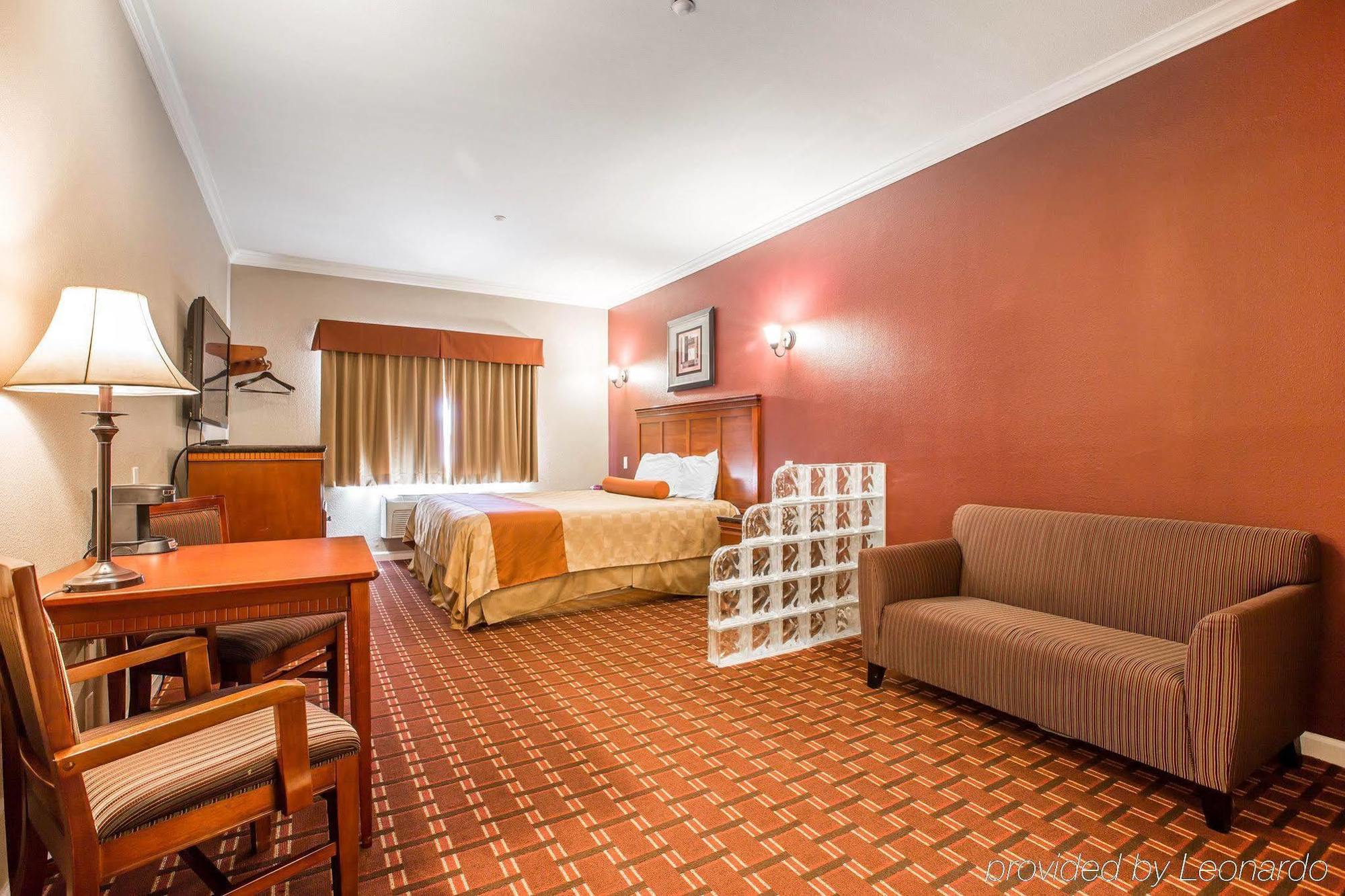 Hotel Rodeway &